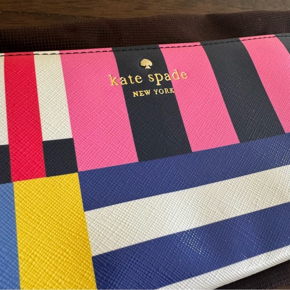 Kate Spade Story Book Cedar Street Flag Stripes Wallet NWT - Picture 8 of 14